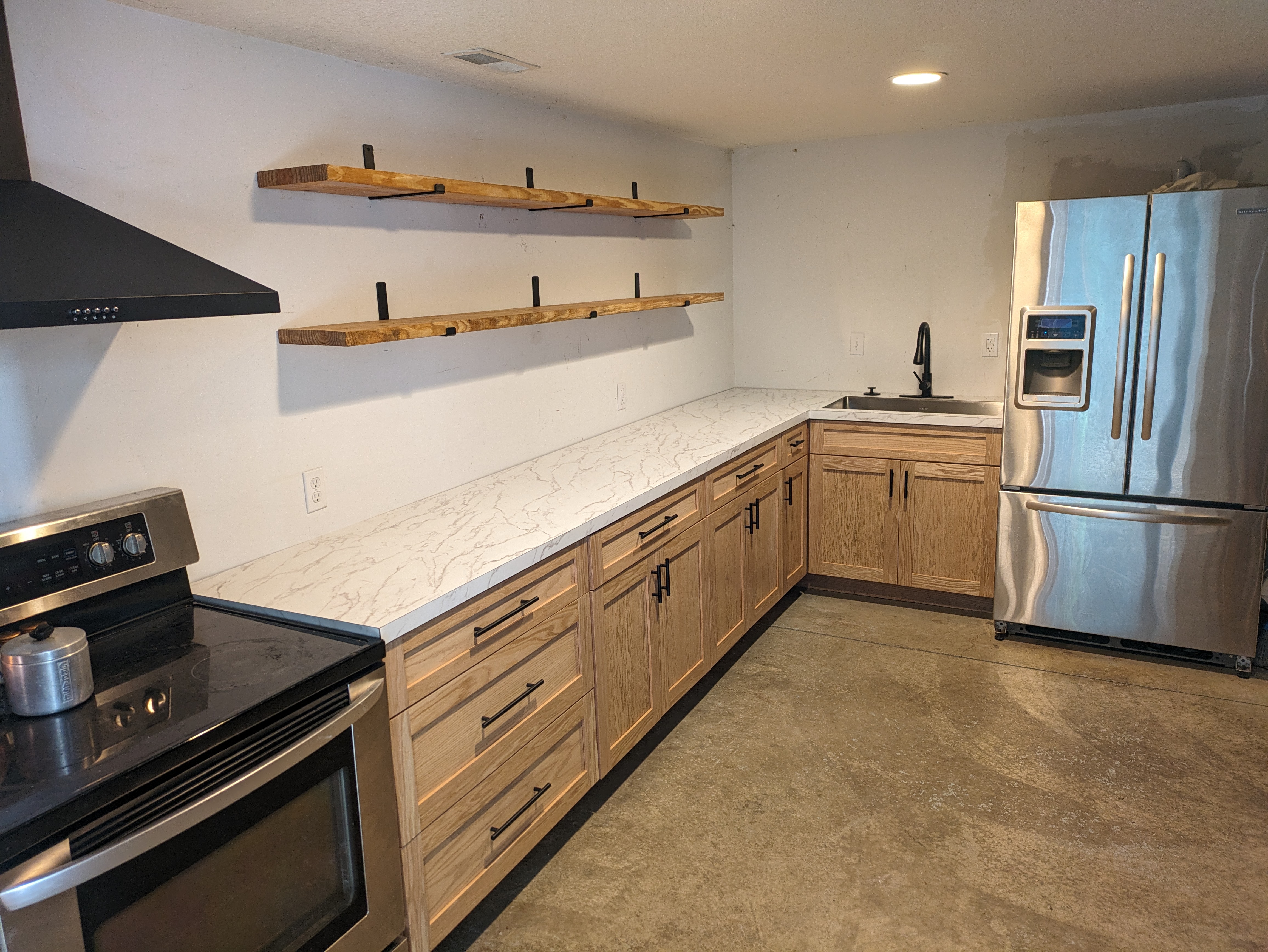 High-end solid oak custom kitchen cabinets