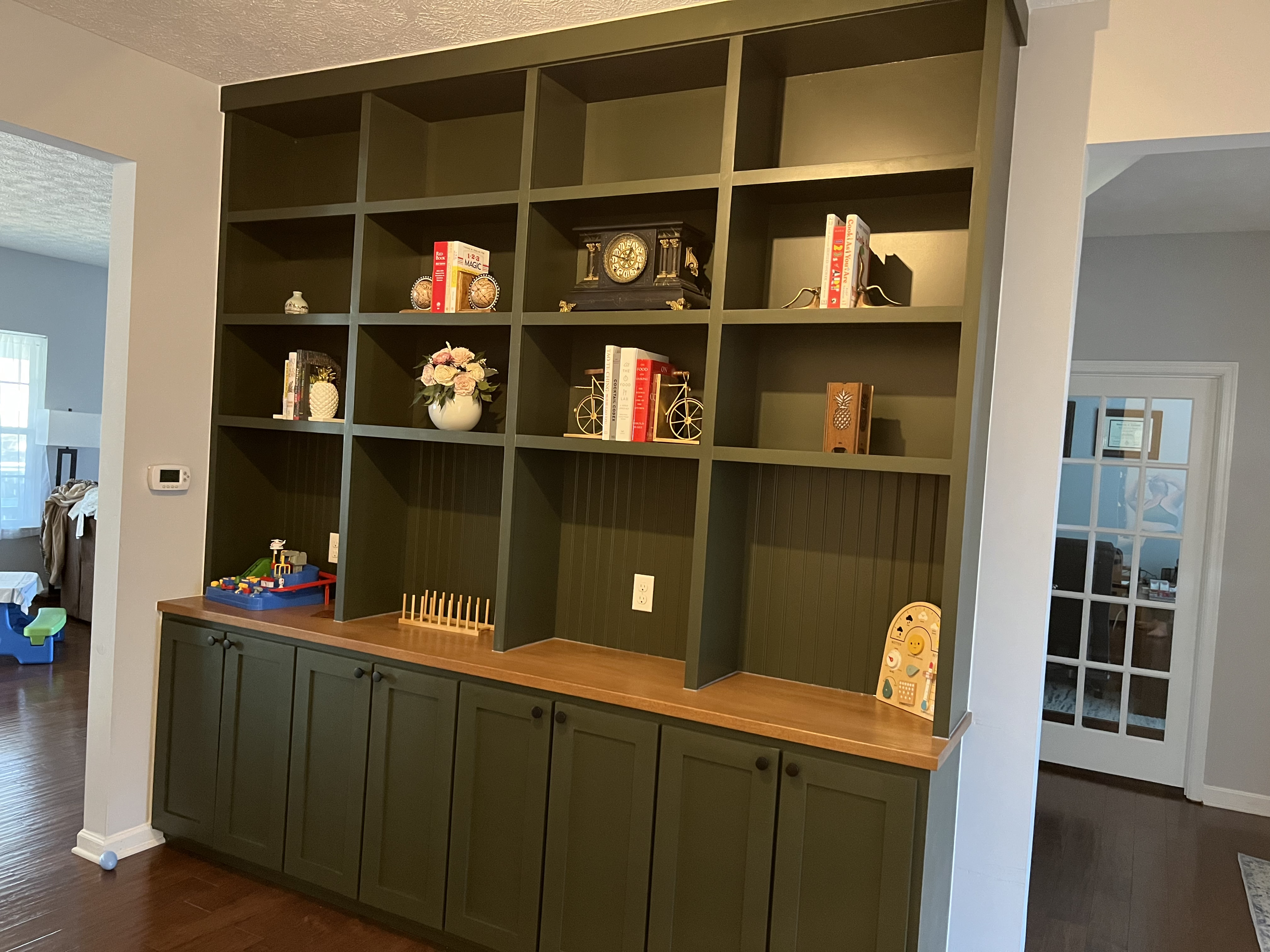 Custom built-in library shelves